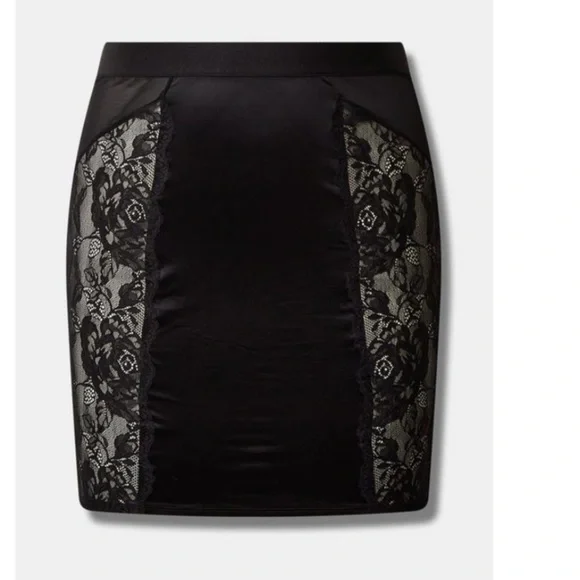 TORRID NWT Satin And Lace Retro Slip Skirt - Picture 5 of 6
